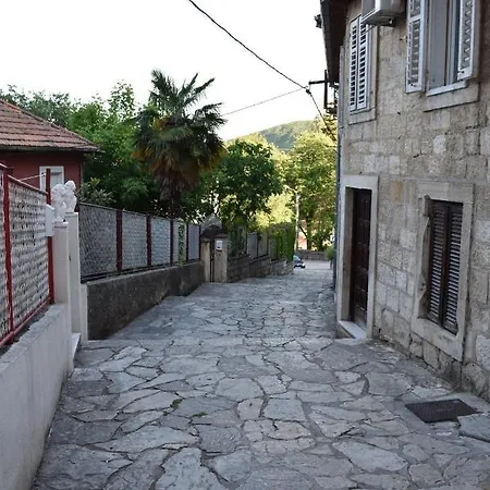 Prázdninový dům Holiday Home Sesardic