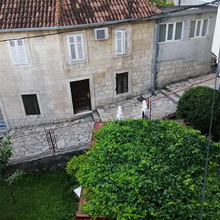 Holiday Home Sesardic * Sinj