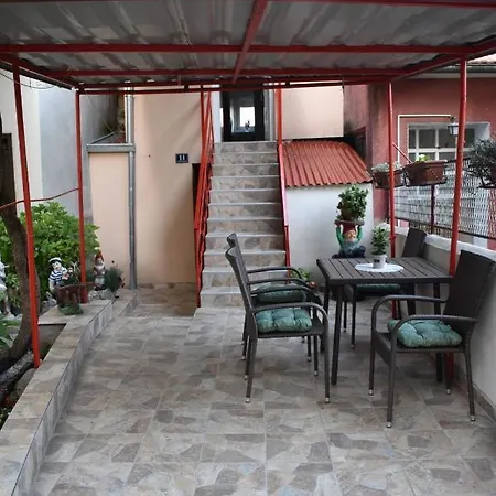 Prázdninový dům Holiday Home Sesardic Sinj